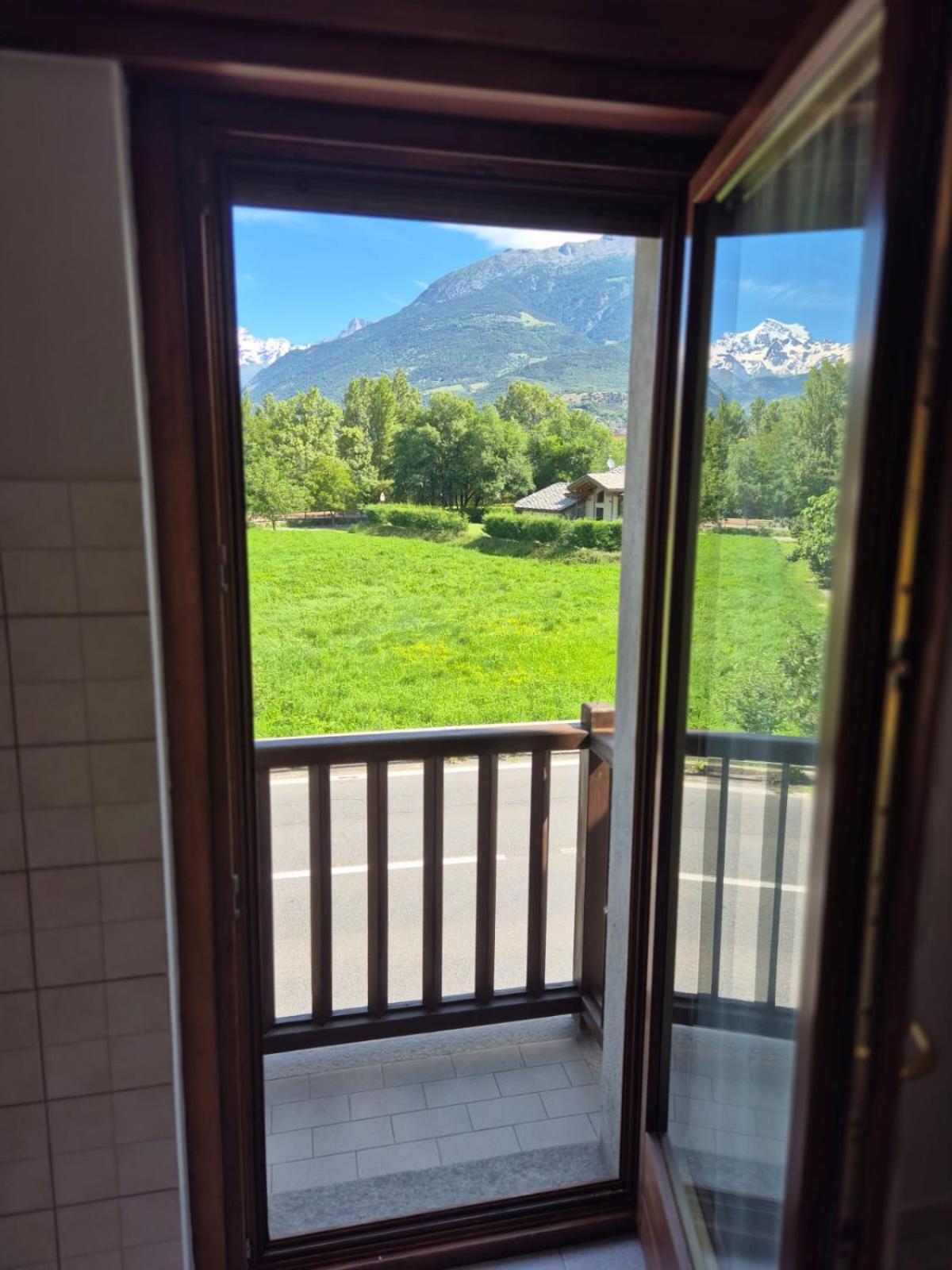 Ospitalita, Natura, Sport A Due Passi Da Aosta Esterno foto